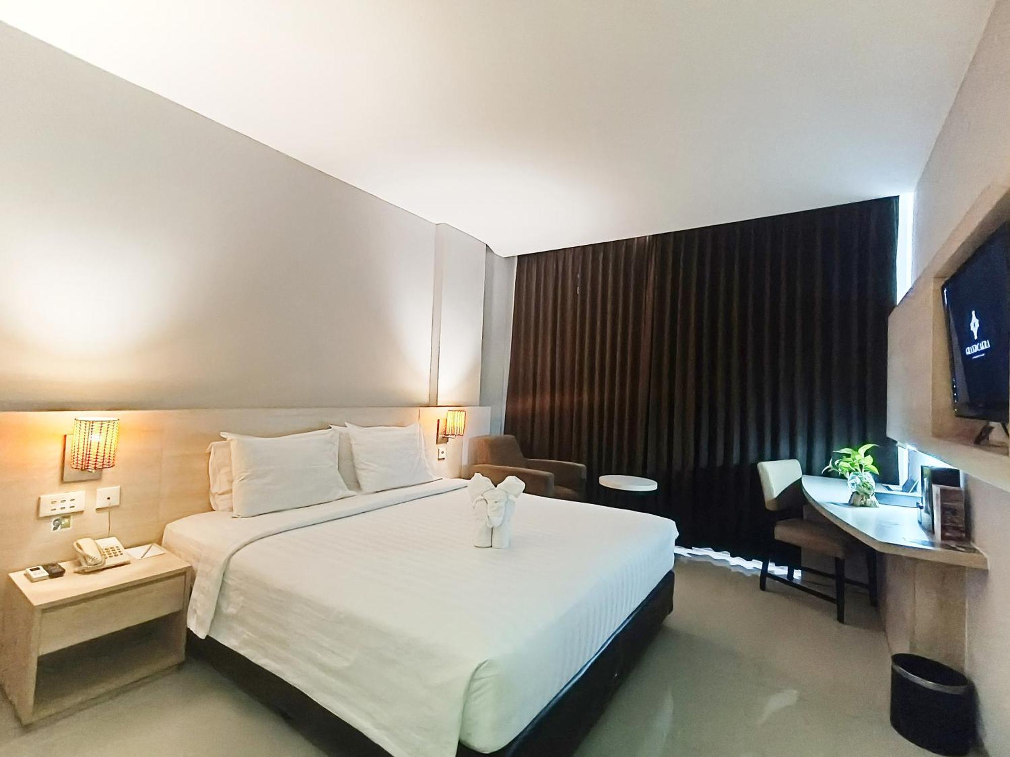 Grand Cakra Hotel Malang Dış mekan fotoğraf