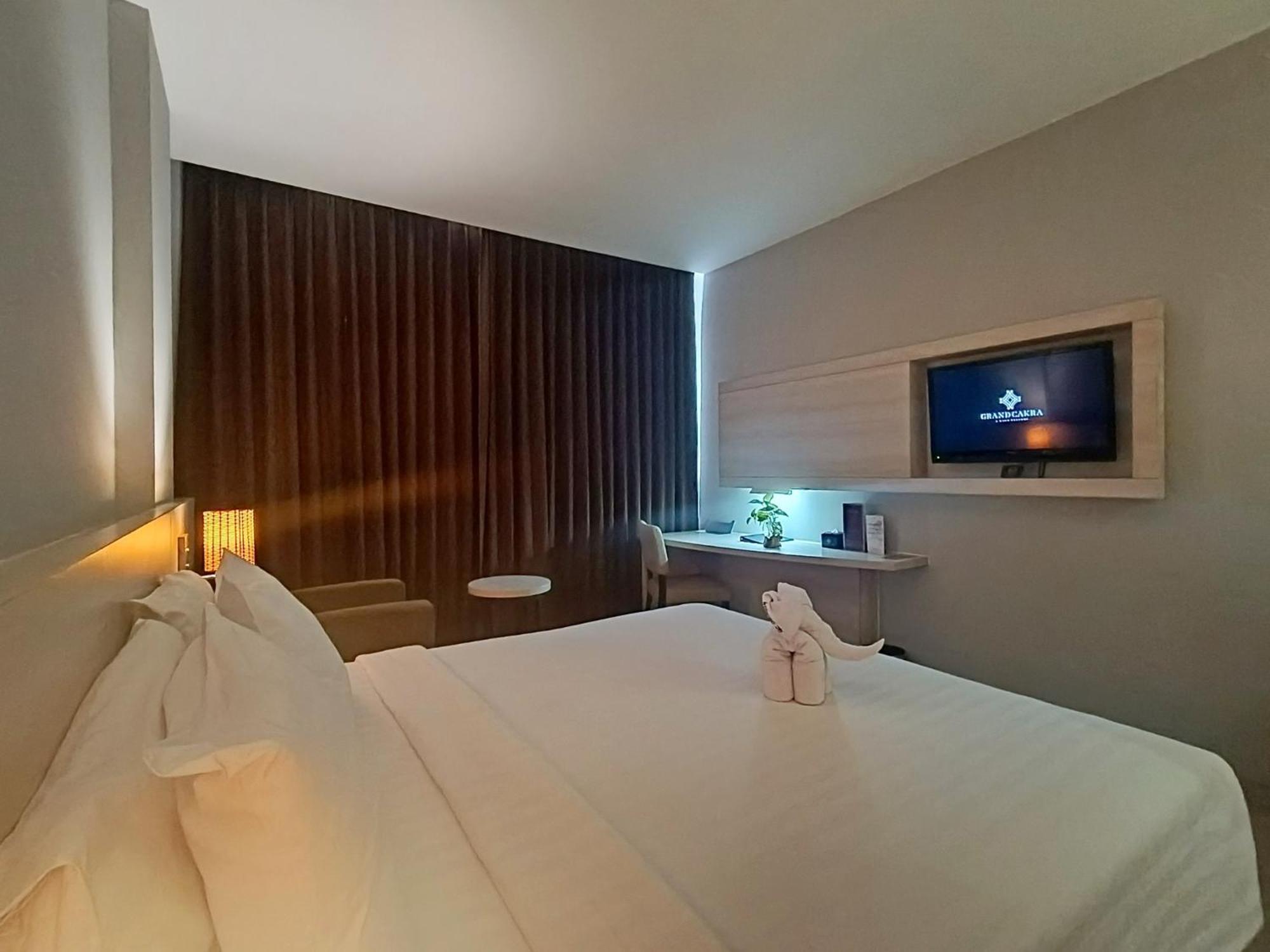 Grand Cakra Hotel Malang Dış mekan fotoğraf