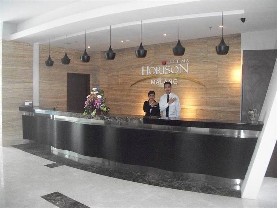 Grand Cakra Hotel Malang Dış mekan fotoğraf